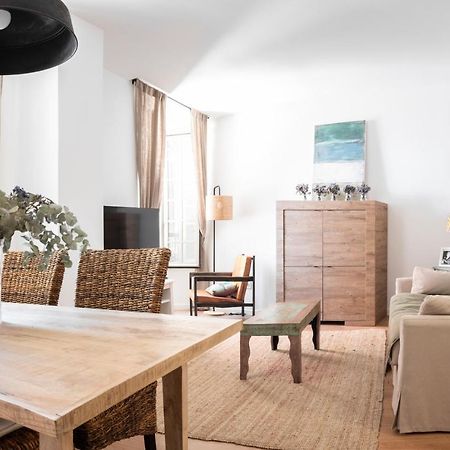 Apartamento De Lujo En Plaza Del Teatro Apartment Malaga Luaran gambar