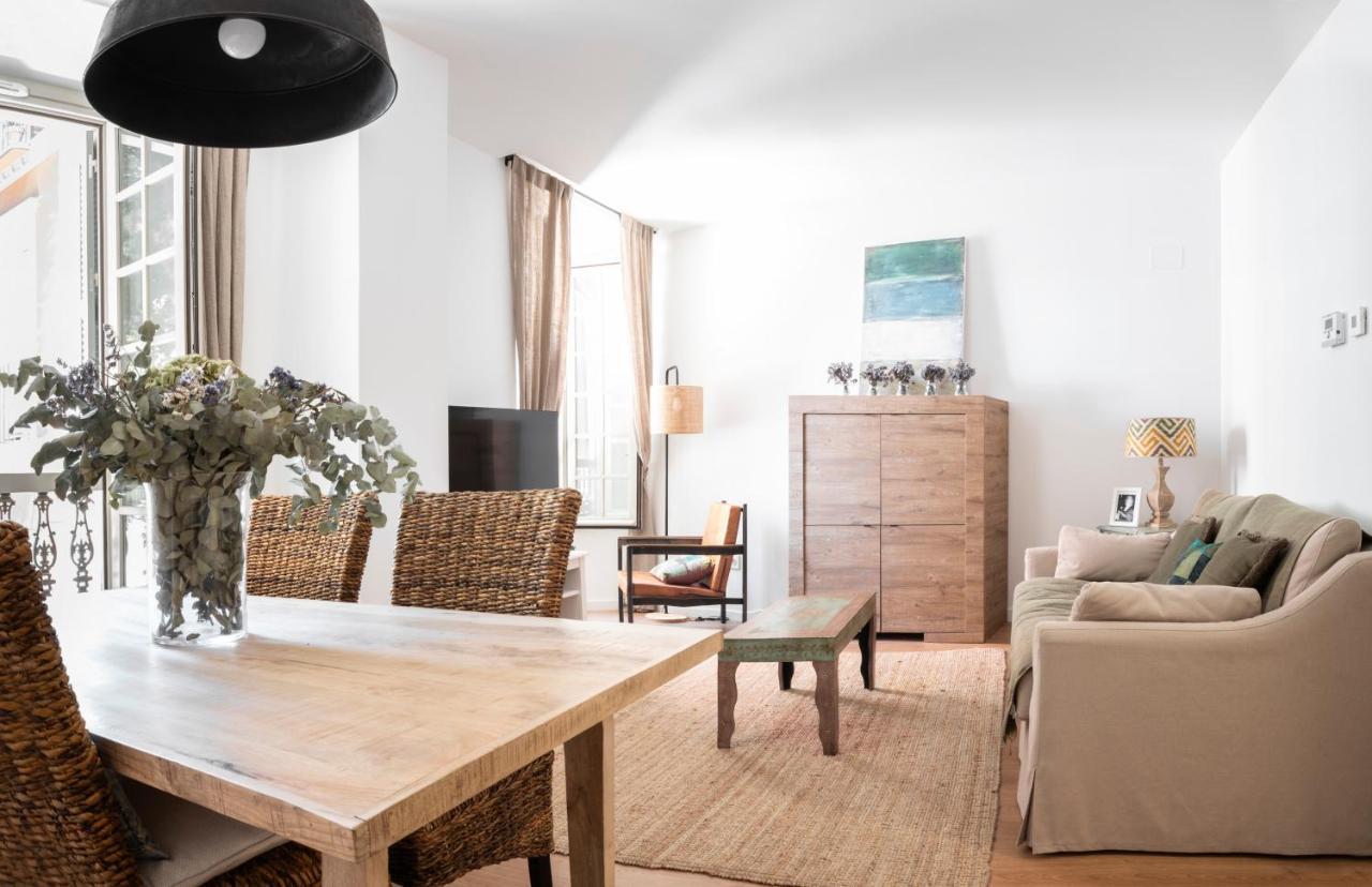 Apartamento De Lujo En Plaza Del Teatro Apartment Malaga Luaran gambar
